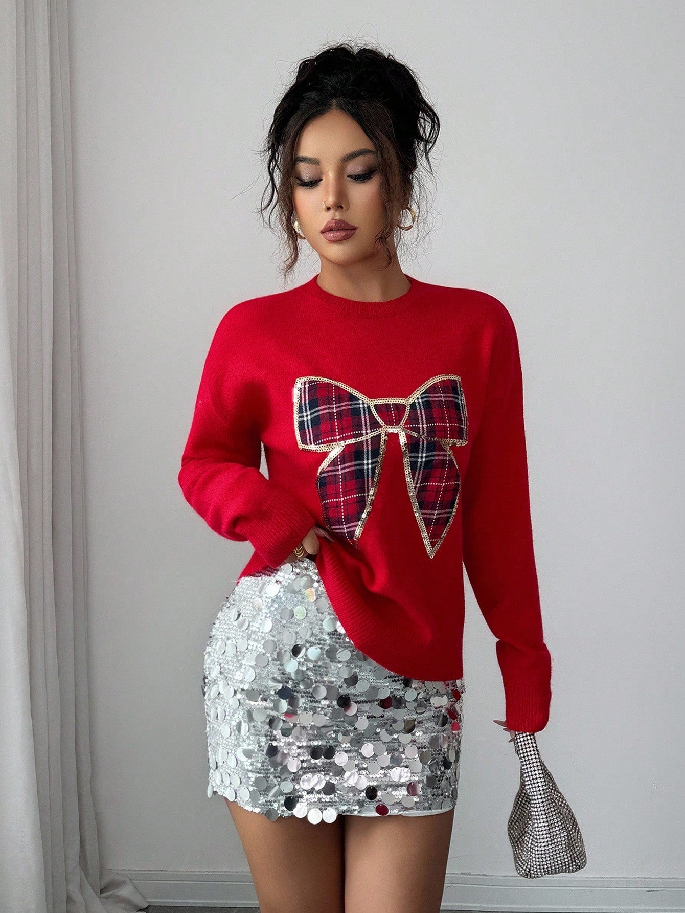 HolidayGlow™ Sequin Plaid Bow Sweater – Festive Knit Top for Autumn/Winter
