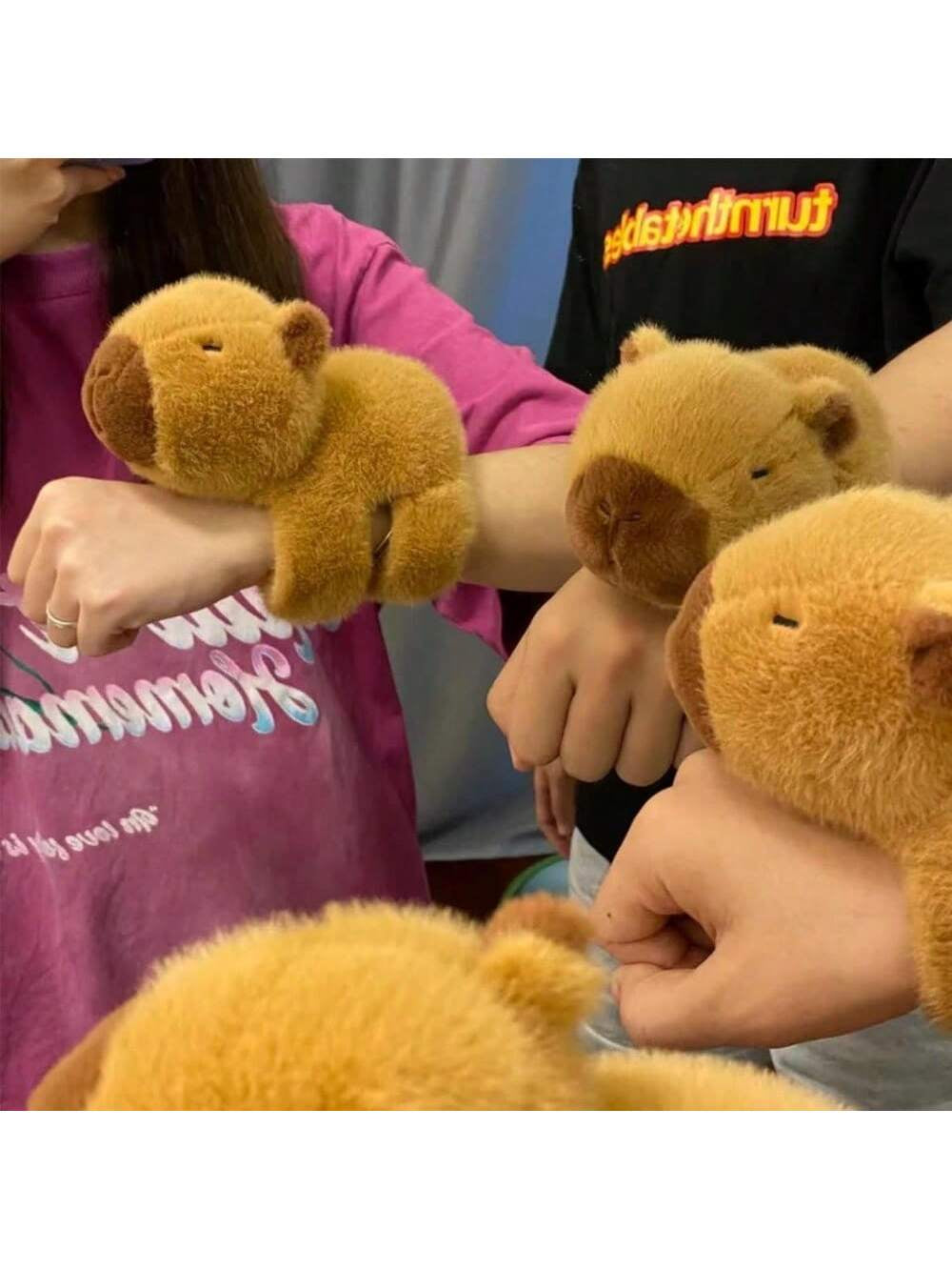 CozyCapy™ – Fluffy Capybara Plush Wristband Hug Toy