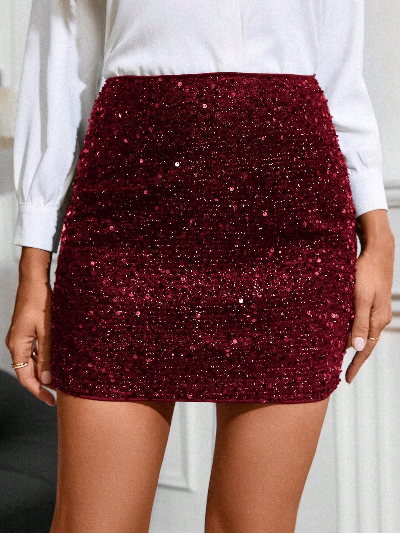 Gownix™ Glitter Sequin Velvet Mini Skirt – Elegant Party & Holiday Style (Burgundy)